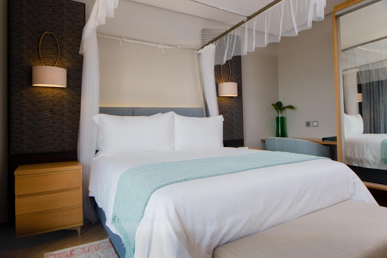 Sunbird Waterfront Hotel Salima Bagian luar foto